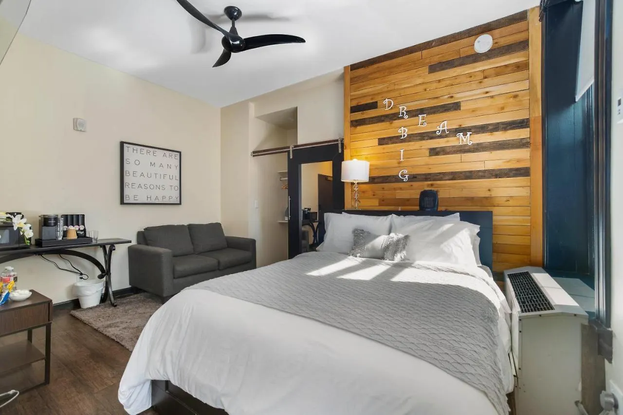 Good Hotels Downtown Denver Aparthotel