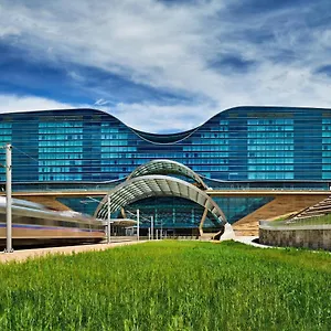 4* Отель The Westin International Airport