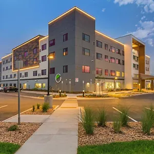 Element International Airport Hotel
